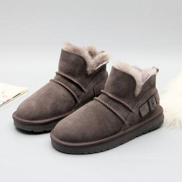Fashionable Short Tube Snow Boots Women 'S New Leather Wool Short Boots In Winter With Plush Warm Women 'S Cotton Shoes