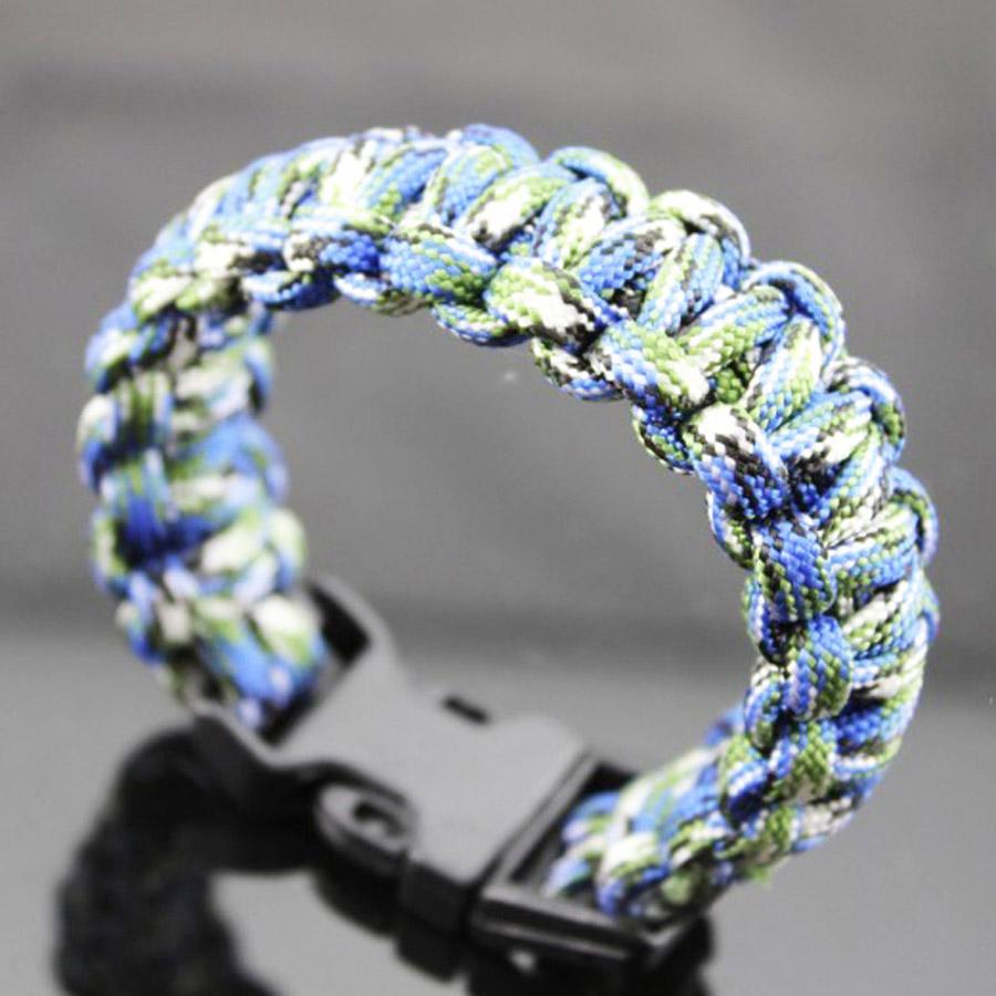 Braccialetti Bangle di Sopravvivenza in Paracord da Esterno Uomo Tono Argento Braccialetto da Polso con Corda Teschio Campeggio Escursionismo Braccialetto con Fibbia di Emergenza Gioielli