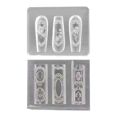 Nail art – Stencil e stampini per unghie