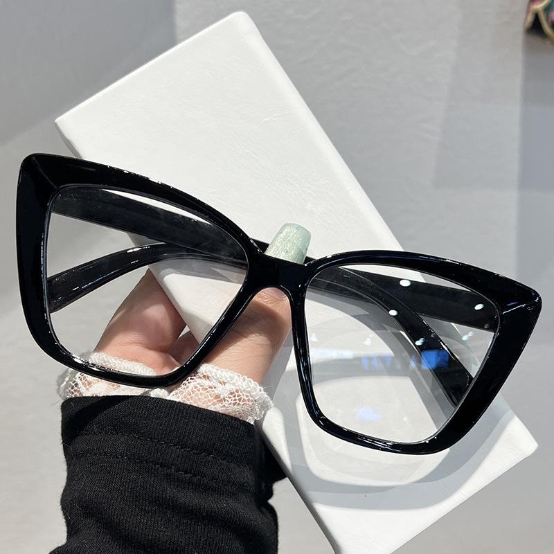 Trendy Cat Eye Sunglasses for Women/Men Retro Square Sun Glasses New UV400 Protection Eyewear Summer Shades Fashion Glasses