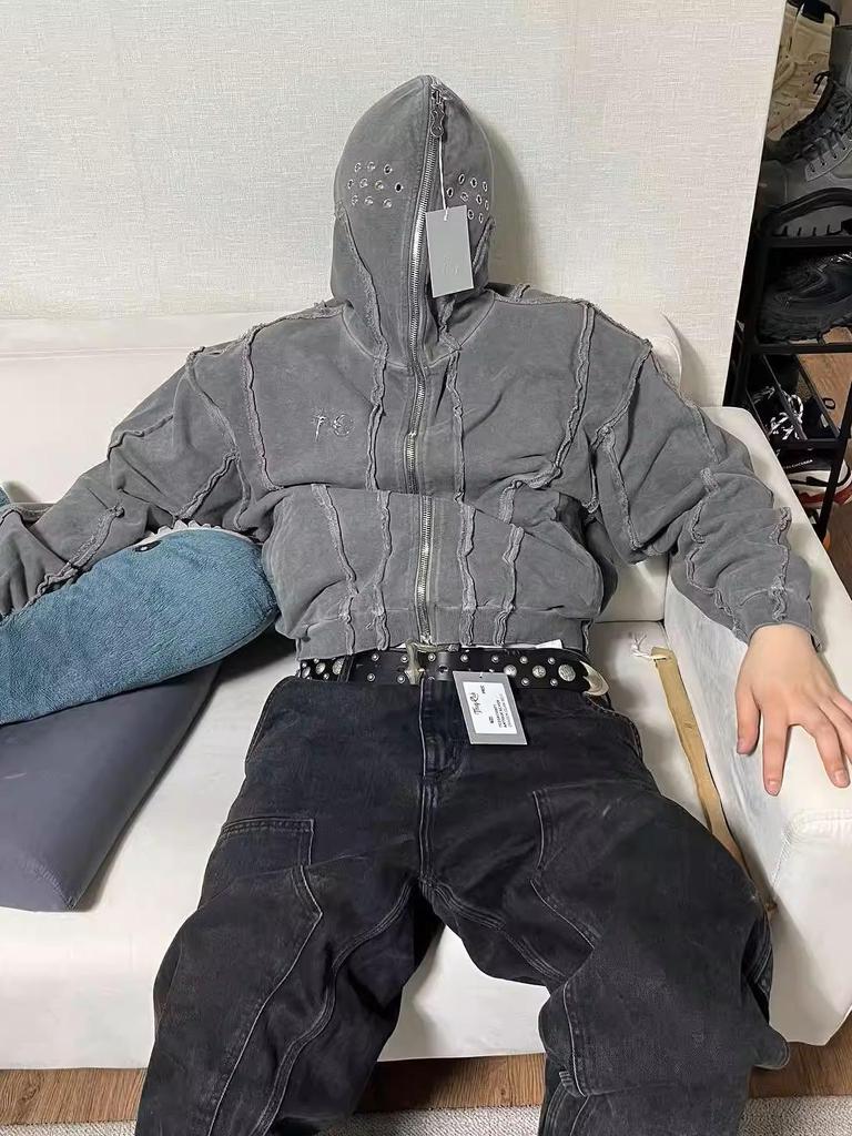 Cardigan com Capuz e Estampa de Tubarão Desgastado THUG CLUB