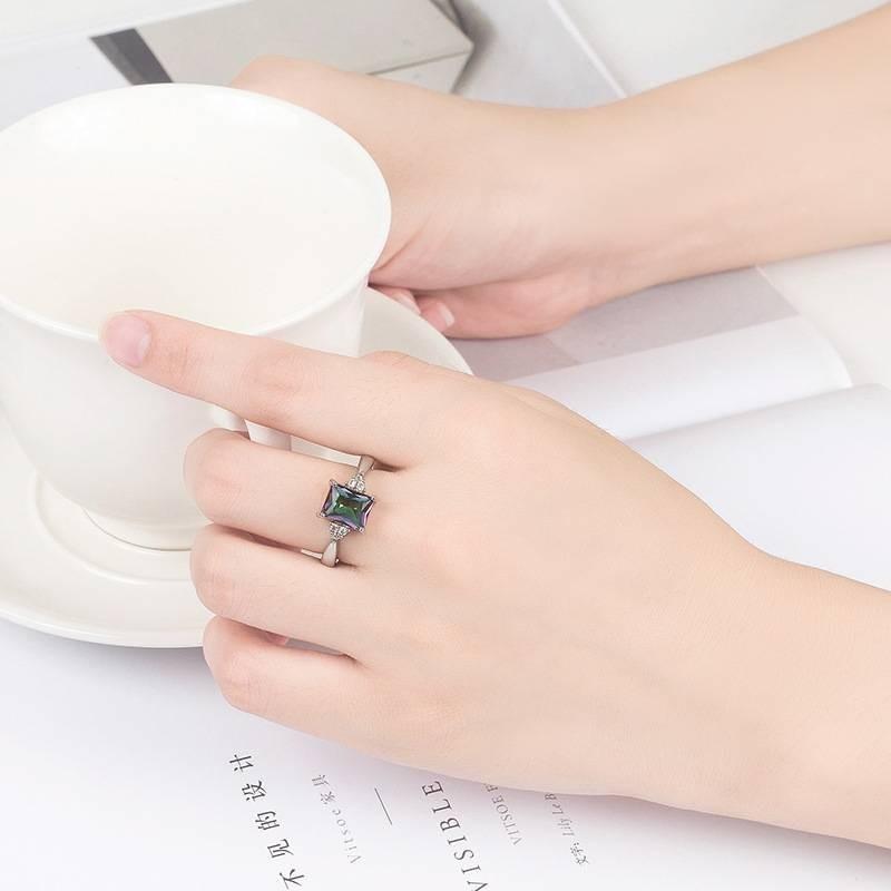 Sophisticated Small Square Ring Unique Personality Metal Inlaid For Women