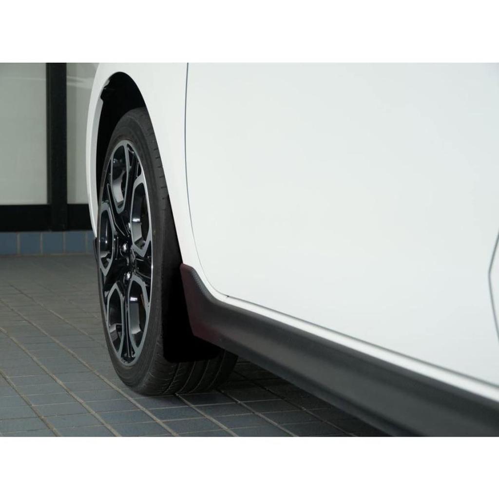 CUSCO Sports Flap Black for Suzuki Swift Sport ZC33S Front Set [Made in Japan]