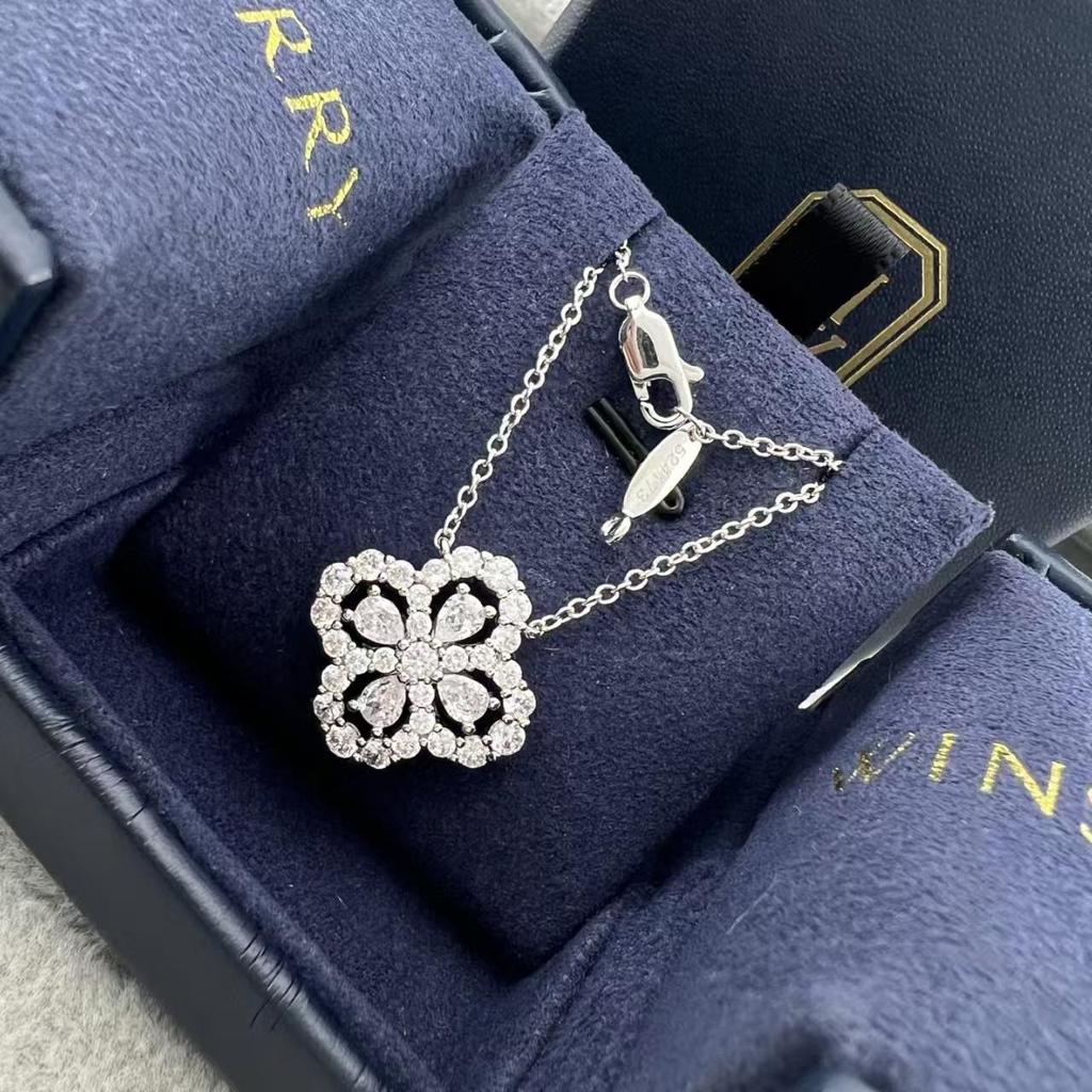 Luxury Diamond Inlaid Four-Leaf Clover Necklace - Gold Handmade Clavicle Chain for Women, As Seen On Xiaohongshu Socialites