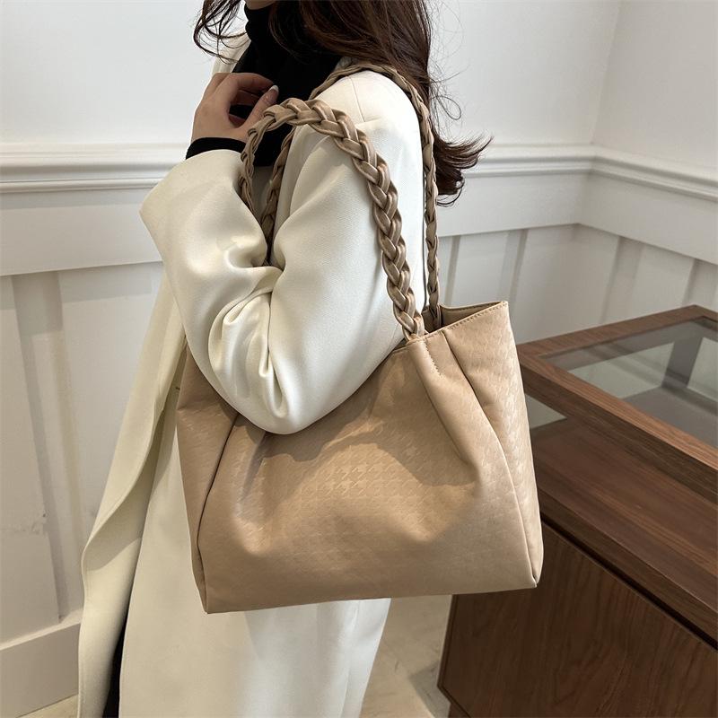 2025 Large Capacity Women's Soft Leather Shoulder Bag - Fashionable Handbag for Students