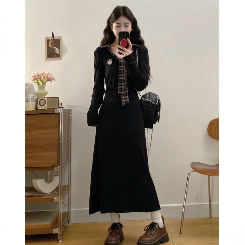 Black polo collar dress women's spring and autumn shoulder college style slightly large size splicing plaid long dress small black dress