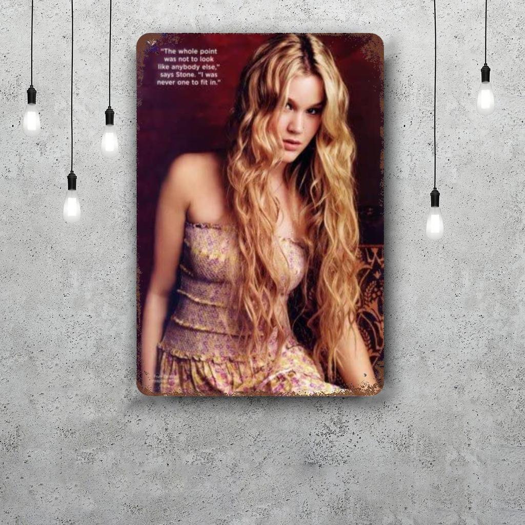 Joss Stone Classic Poster Rusty Metal Plaque Retro Decorative Plate Bar Man Cave Garage Club Metal Sign Wall Decoration