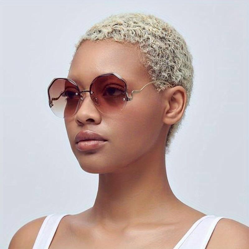 Stylish Frameless Polygon-Shaped Eyewear for Both Men And Women Perfect for Party Decorations.