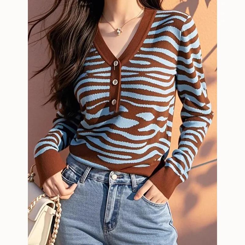 

Вязаная базовая рубашка с V-образным вырезом и контрастными полосками в стиле ретро для женщин, топ с длинными рукавами S коричневый