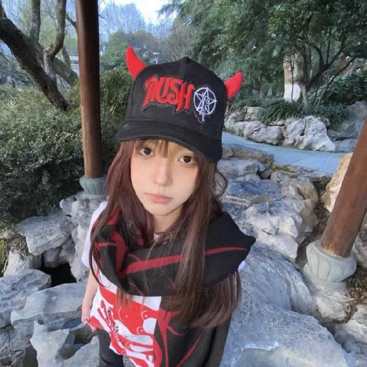 Embroidery Patched Baseball Hat for Adult Fashion 2000s Cool Hat Girl Adjustable Baseball Hat for Casual Party