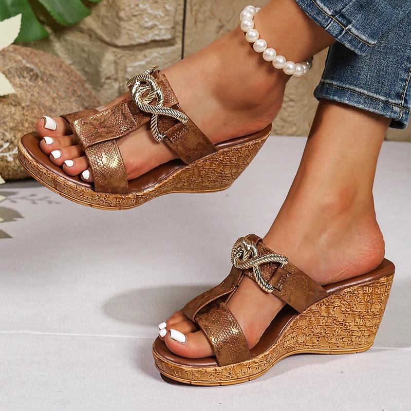 Fashion Metal Decor Wedges Sandals Women Pu Leather Snake Pattern Thick Sole Non Slip Slippers Summer Plus Size Chunky Platform slides