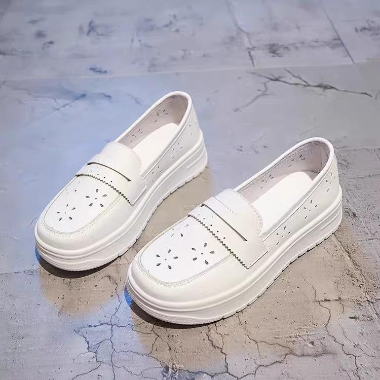 

Leather surface empty nurse shoes women s summer 2025 new soft-soled breathable hole sandals non-slip thick-soled white shoes 35 белый