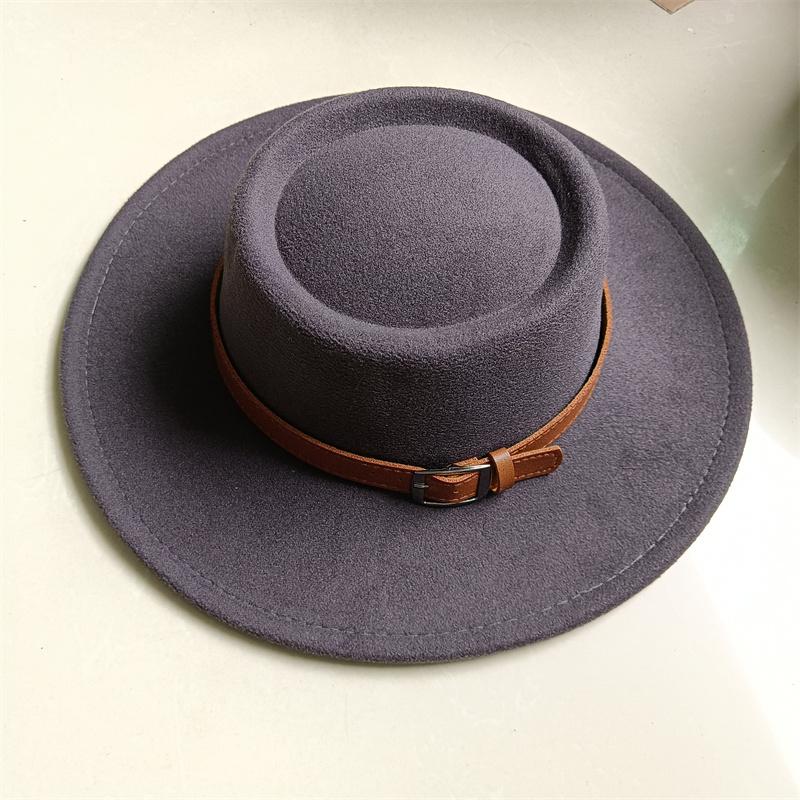 2026 Fedora Hat Winter Round Convex Flat Top Belt Accessories Rose Red Felt Jazz Hat for Men and Women Fedora Gorras