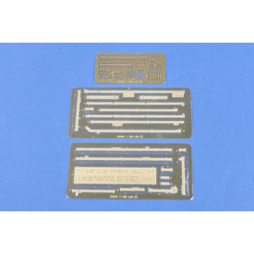 Hobby Boss 1/700 Scale US Navy Amphibious Assault Ship Bonhomme Richard LHD-6 83407 Plastic Model