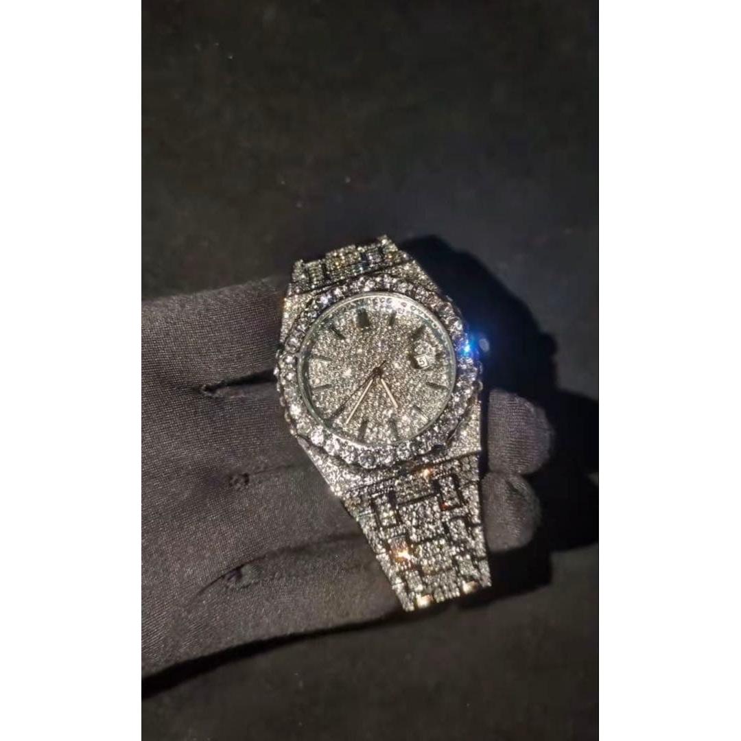 Used Full stone decoration quartz watch body ice watch
