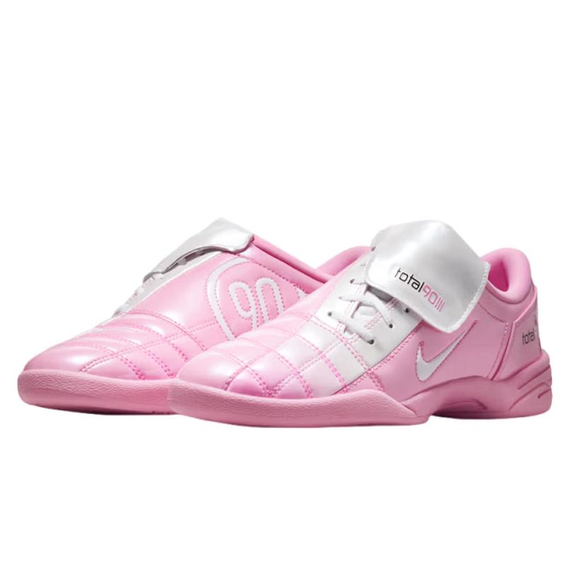 

Nike T90 SE Women s Soccer Shoes US 7