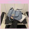 Fashionable Retro Commuter Armpit Bag Women's 2024 Summer New Simple Large Capacity Shoulder Bag Stylish Crossbody Bag