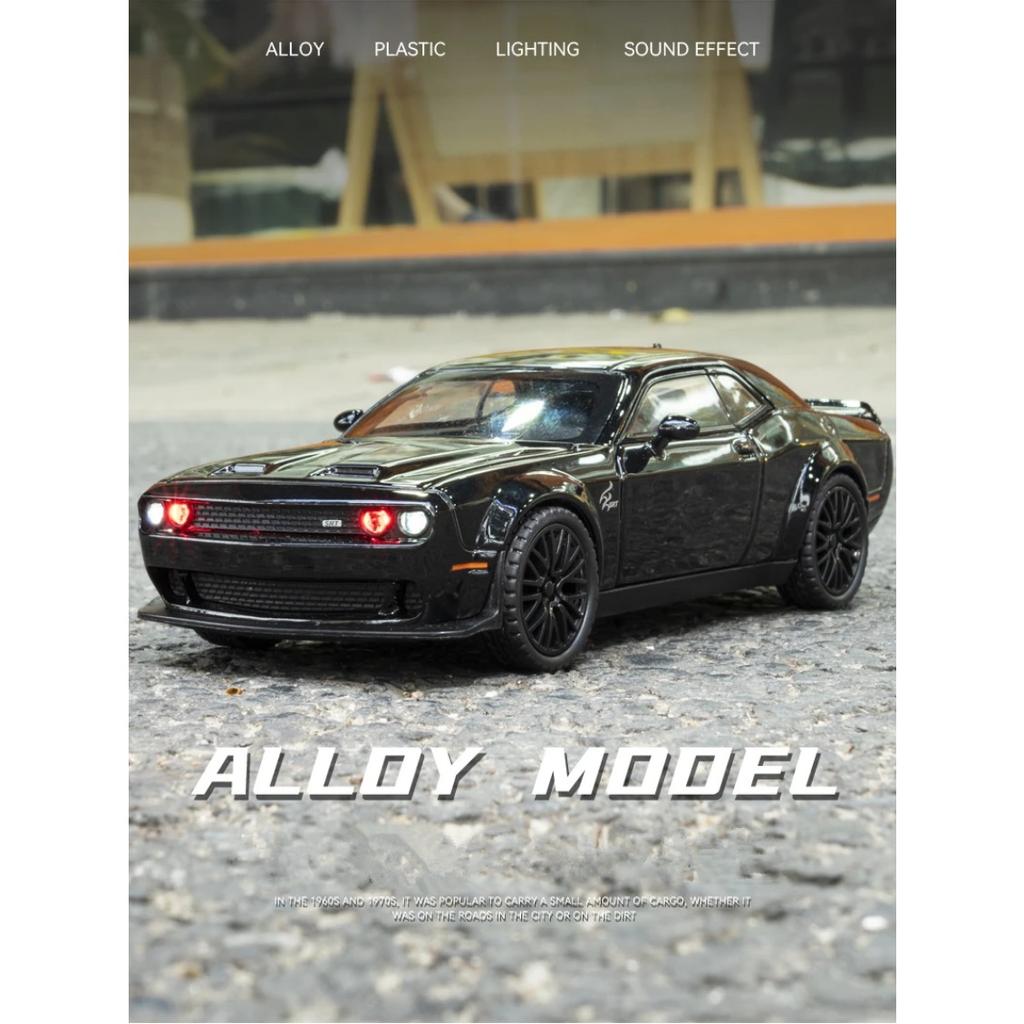 1/32 Dodge Challenger Helicat SRT Sportwagenmodell aus Legierung, Druckguss-Metallspielzeug, Muscle-Car-Modell, Simulation, Ton und Licht, Kindergeschenk