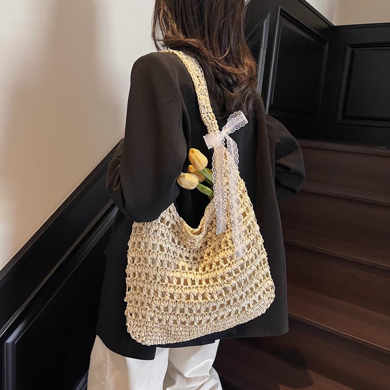 Large Capacity Woven Bag Women's New Seaside Vacation Straw Bag Versatile Commuter Shoulder Tote Bag