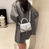 Simple and Fashionable Summer New Fashion Retro Underarm Small Square Bag Beautiful One-shoulder Crossbody Bag Solid Color Women's Bag