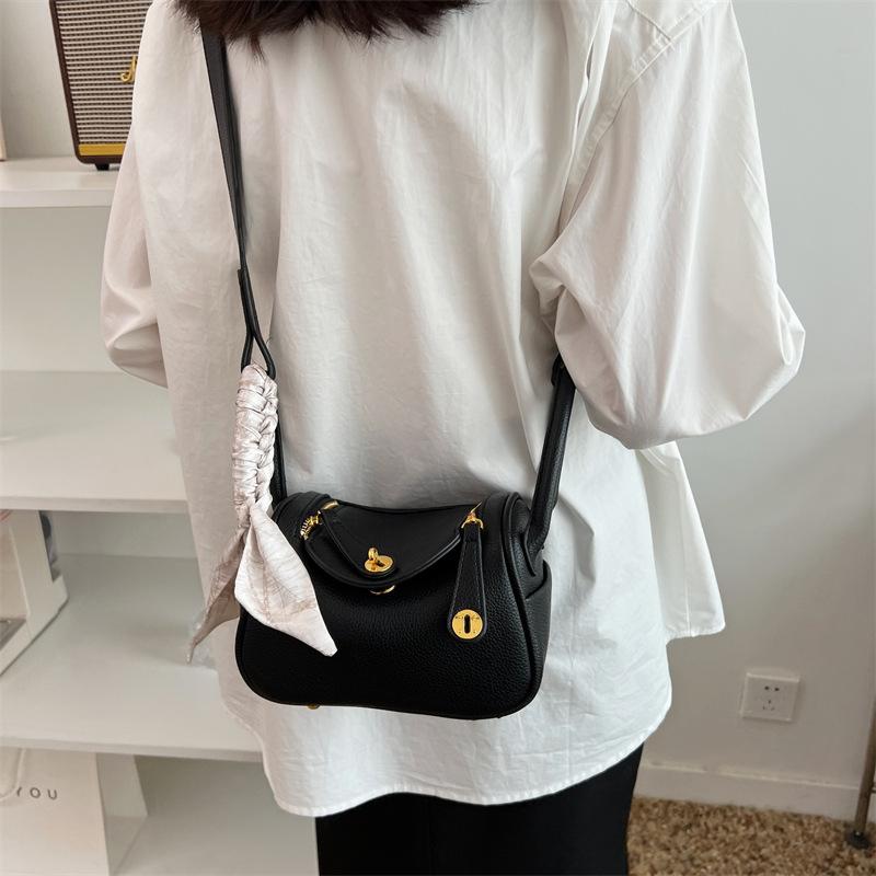New Fashion Style Small Portable Shoulder Oblique Span Women's Bag