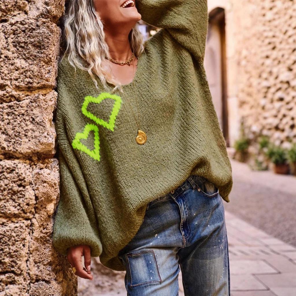 New Autumn and Winter Love Pattern V-neck Sweater for Women Casual Loose Long-sleeved Pullover Knitted Sweater