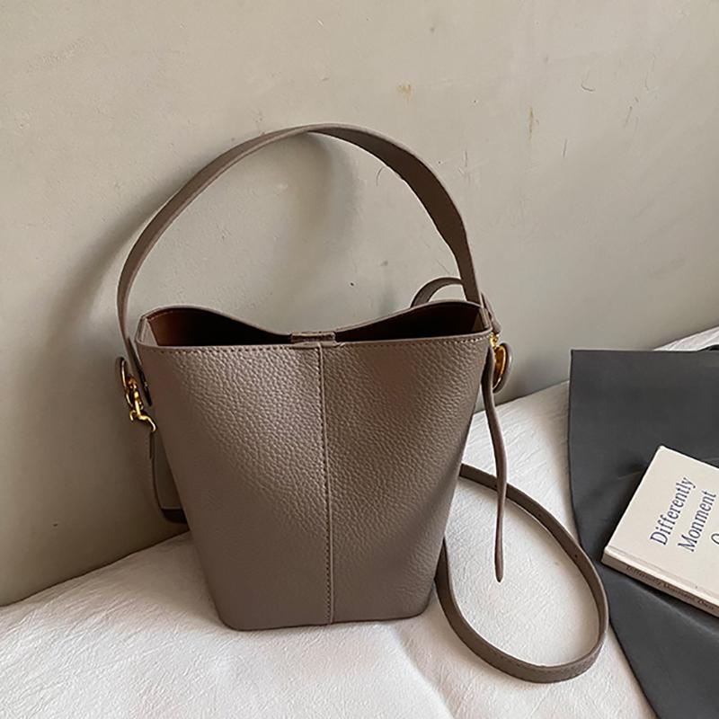 Women's Bucket Handbag Commuter Shoulder Bag Soft Material Work Bag Vegetable Basket Style Crossbody Bag Fashionable Trend