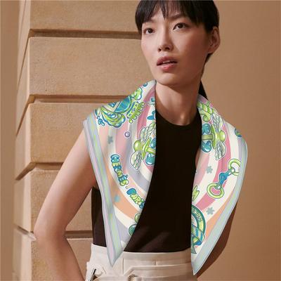 אביזרים – צעיפים ומטפחות