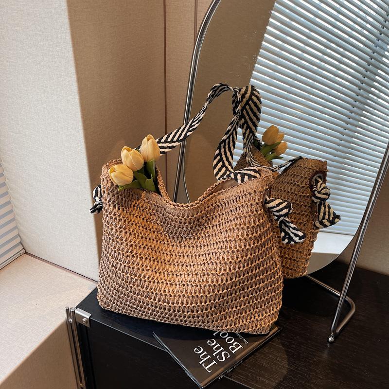 

2025 new women s shoulder bag wide shoulder strap woven straw bag fashionable hollow open beach bag shoulder bag 34*11*29 хаки