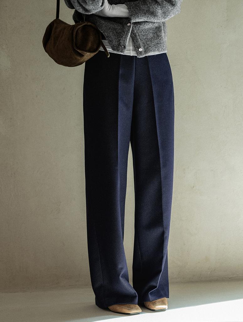 Memua Hard Wide Brushed Slacks