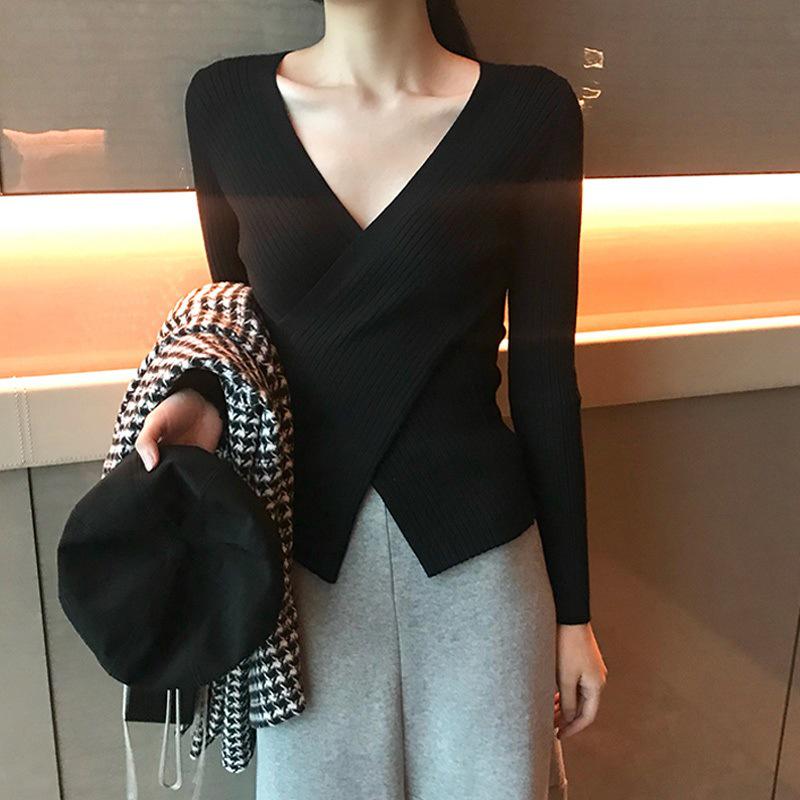 Women's V-Neck Irregular Knit Long Sleeve Sweater - Slimming Autumn Fashion Top