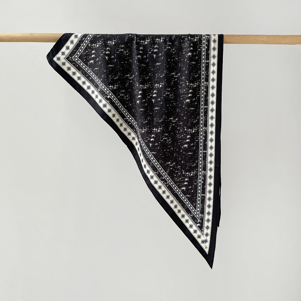 Twill Light Luxury High Sense Simulation Silk Headscarf Waist Triangle Scarf Silk Scarf Multi-Function