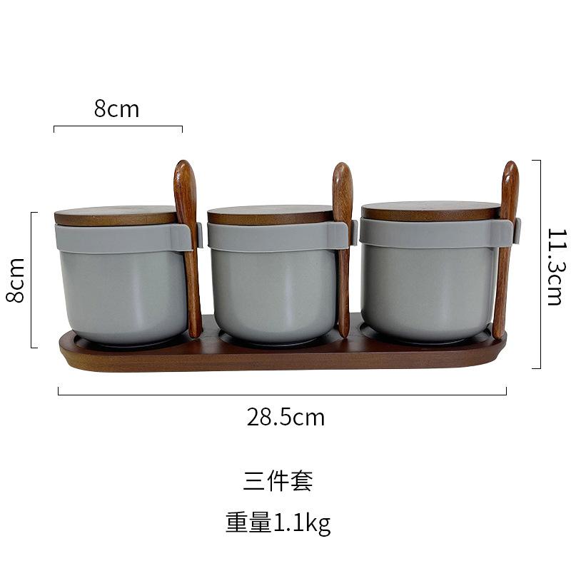 Kitchen Seasoning Tools Ceramic Seasoning Jar with Lid and Spoon Set Salt and Pepper Bottles Household Sealed Storage Jar 250ML