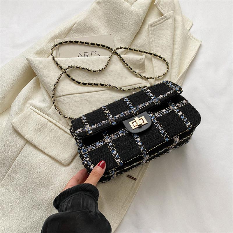 

Trendy Women s Small Square Crossbody Bag In Black And White Chic Canvas Material Ideal For Daily Use чёрный