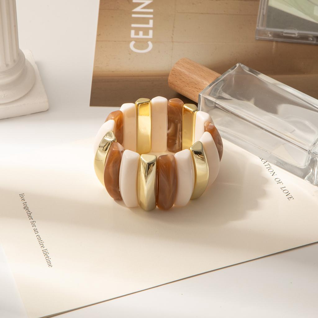 Acryl Unregelmäßiges Spleißen Geometrisches Armband Persönlichkeit Nische Übertriebenes Temperament Mode Einzigartiger High-End-Schmuck