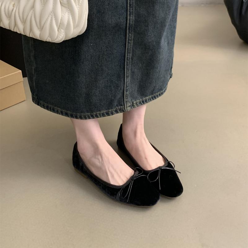 Velvet Shallow Shoes French Small Fragrance Bow Square Toe Soft Ballet Shoes 2025 Summer New Comfortable Slip-on Flat Shoes