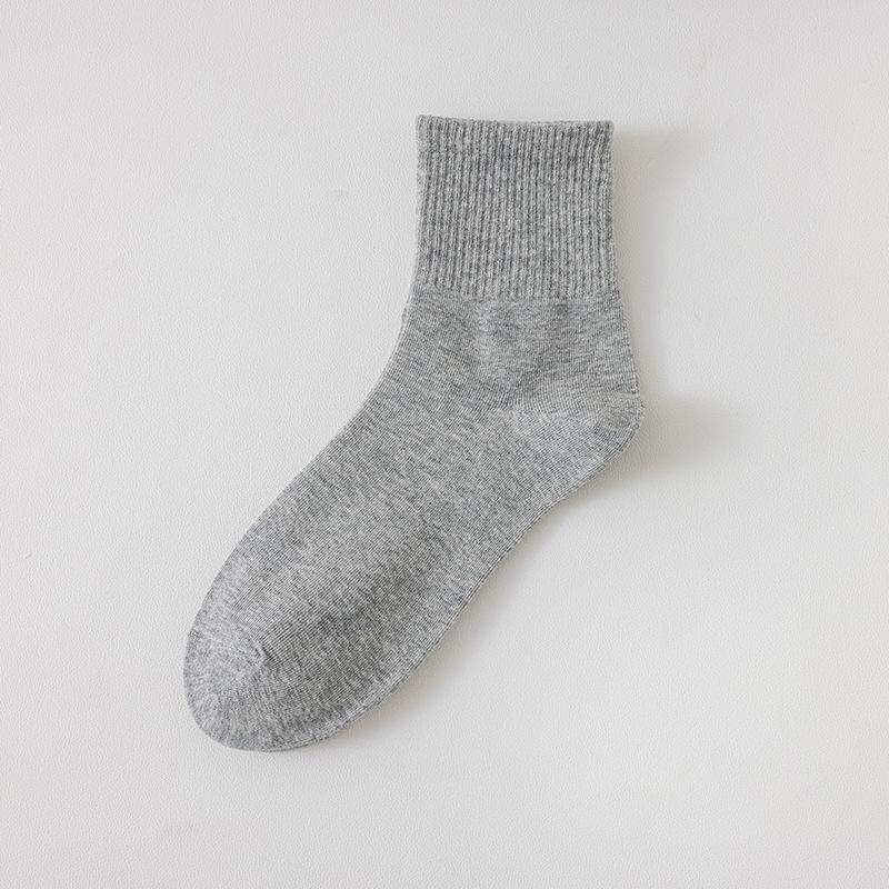Unisex Mid-Tube Sports Socks - Black, White, Gray, Soft Cotton, Simple Design