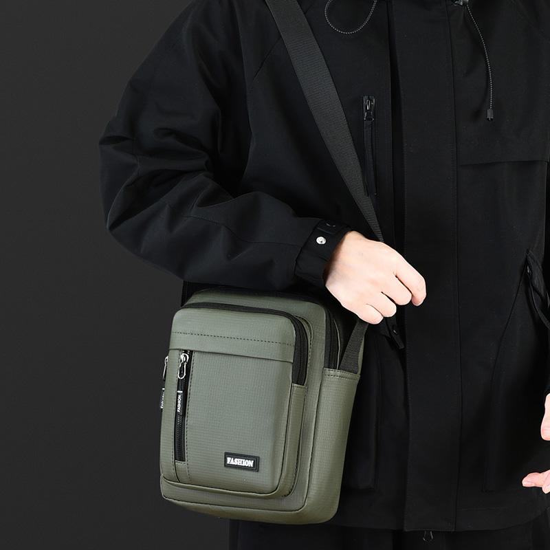 Geantă Messenger Oxford Ușoară pentru Bărbați - Geantă de Umăr Casual la Modă cu Design Elegant