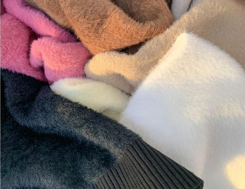 Women's Mink Velvet Turtleneck Sweater - Thick, One-Piece Winter Base Layer for 2025