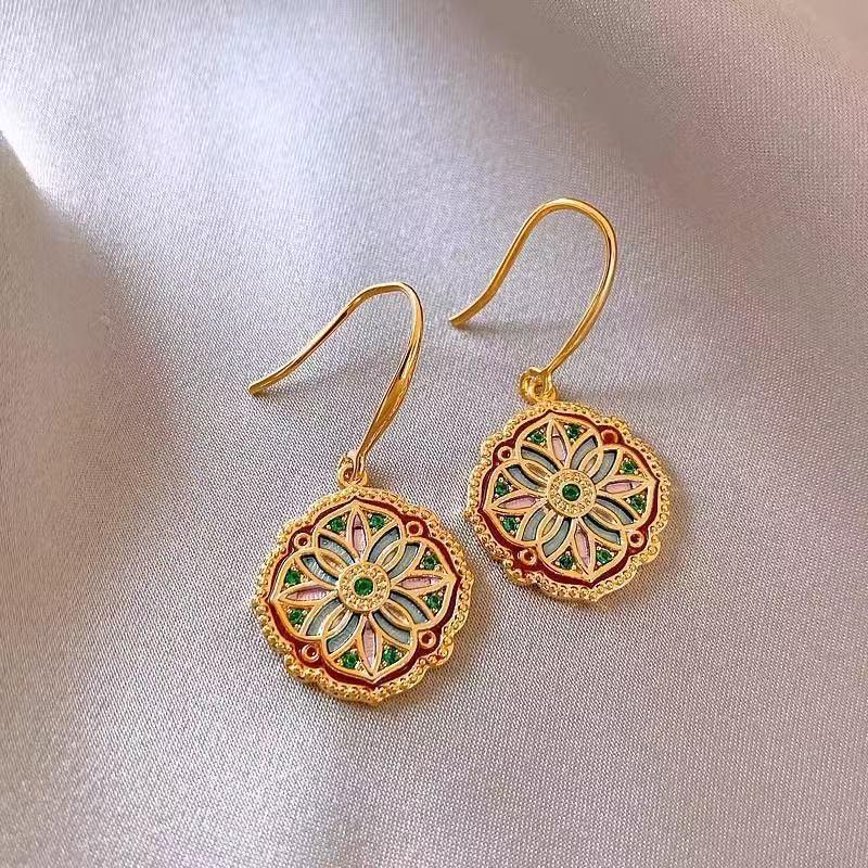 Monet Garden Vintage-Style Exquisite Oil Painting Earrings - Luxurious and Fashionable Drip Oil Colorful Design