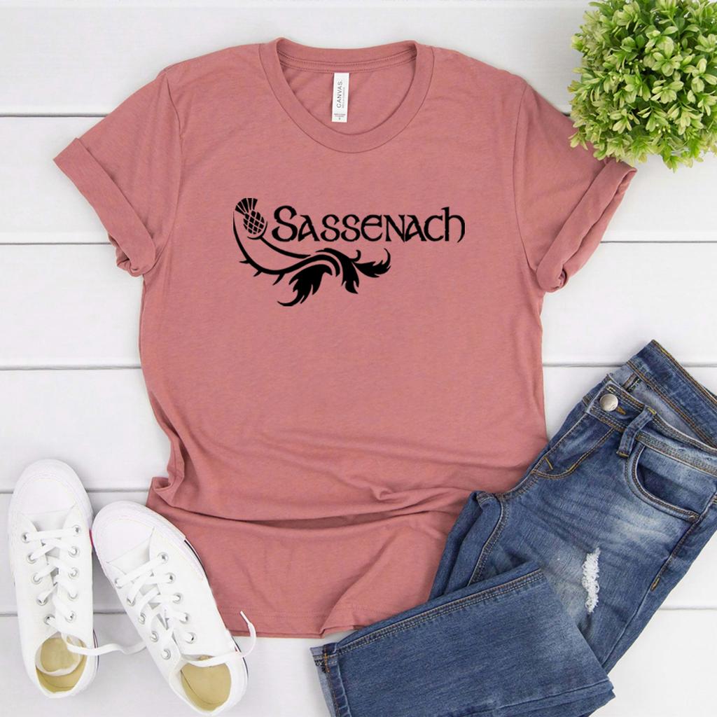 Koszulka Sassenach dla kobiet Koszulki z serii Outlander Book Series Koszulki z serialu Outlander Tv Show inspirowane Claire Jamie Fraser Koszulki z grafiką