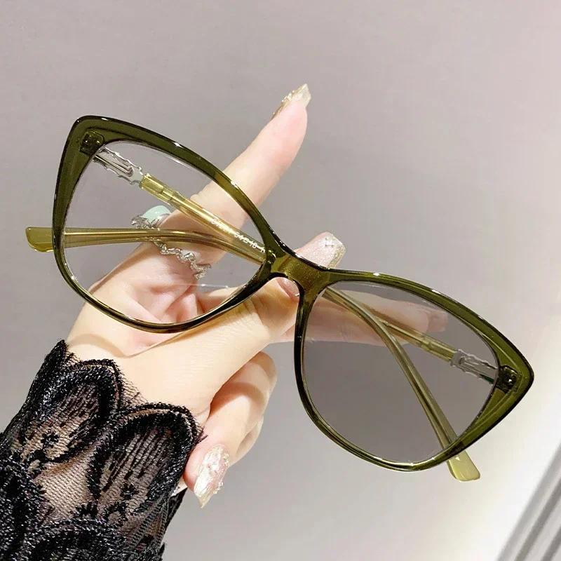 Photochromic Myopia Glasses for Women Cat Eye Sunglasses Fashion Color Changing Near Sight Eyewear Prescription Transition Lens