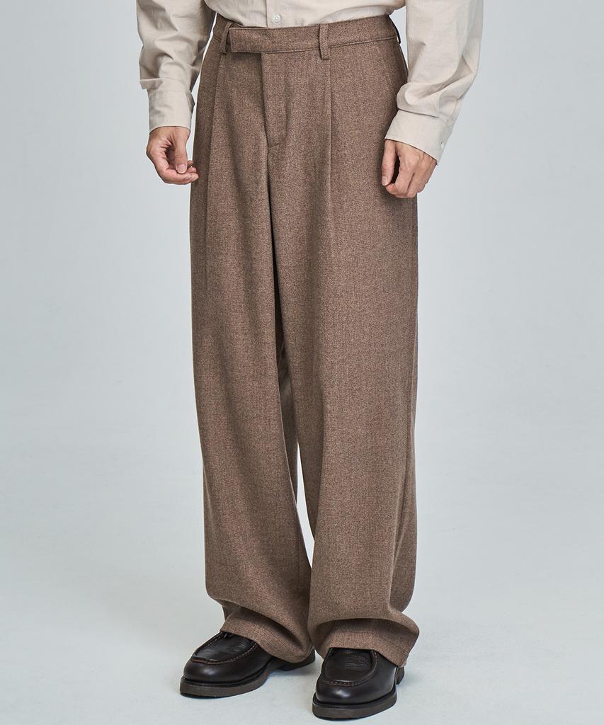 PRAIRIE Wool Relaxed Fit Slacks (Beige)