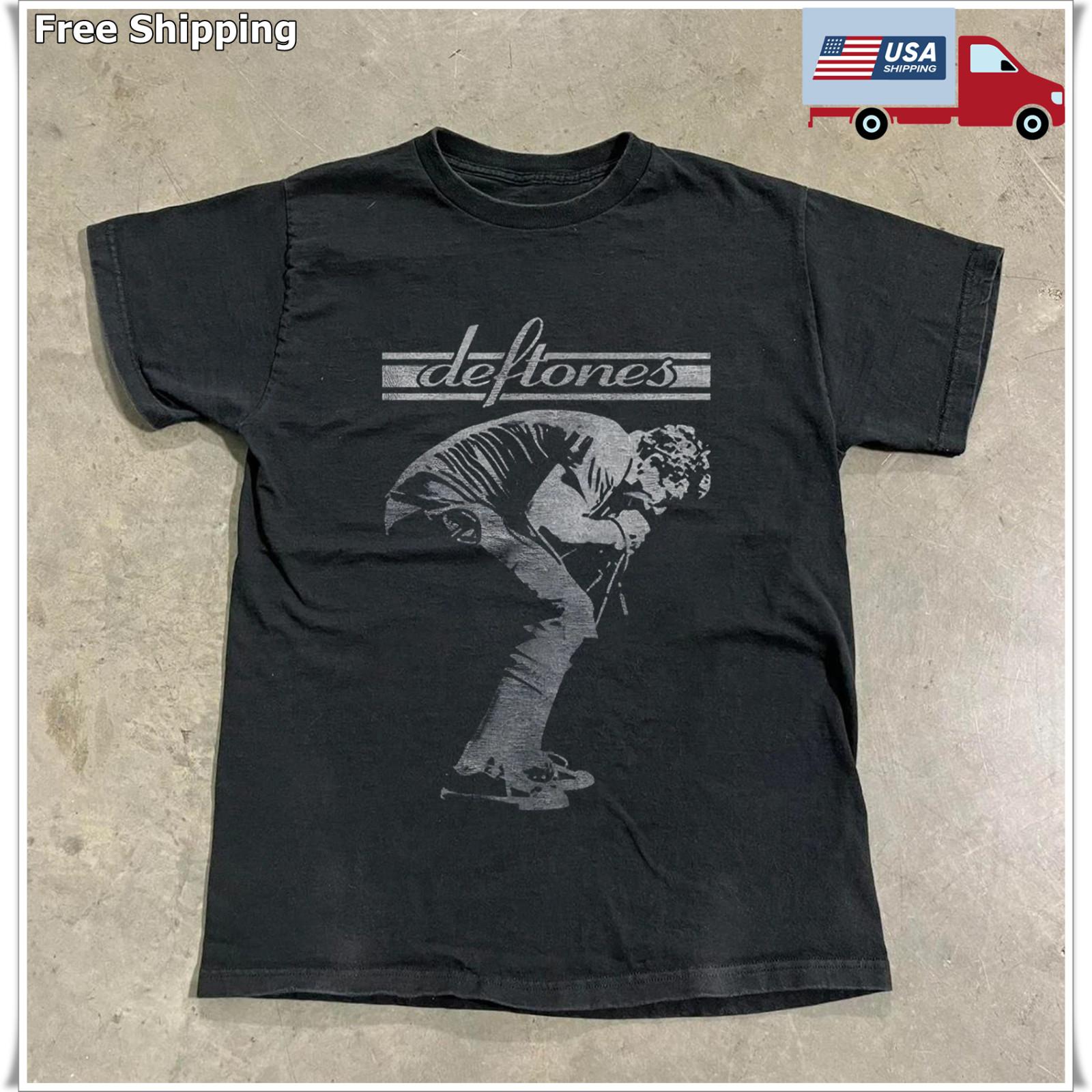 Deftones Chino Moreno Live T-shirt, Unisex Black T-shirt, Size S-5XL L