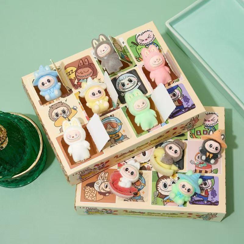 Labub 12 Hole Blind Box