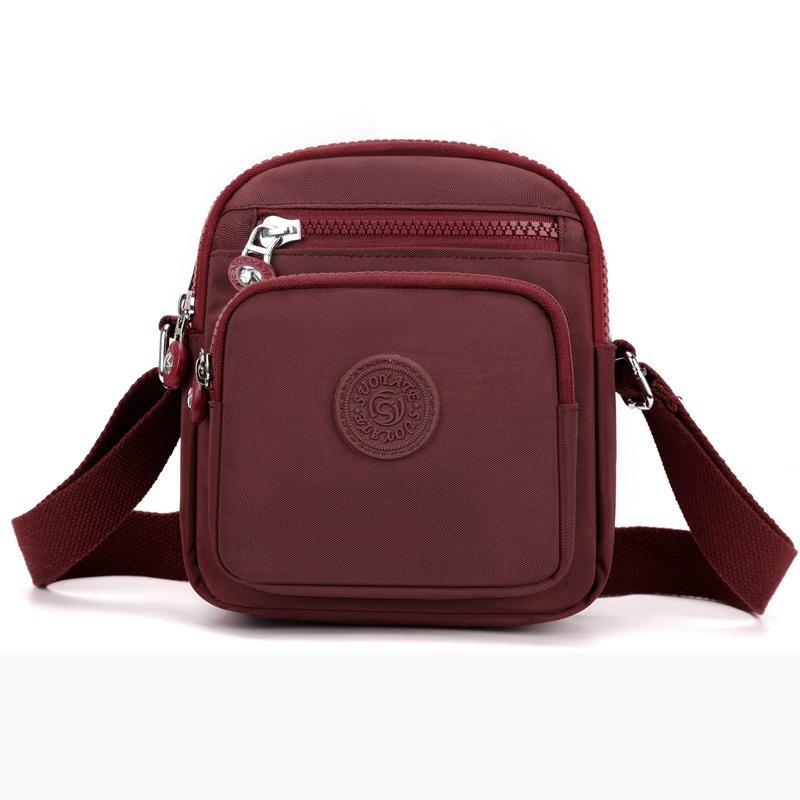 Nuova borsa quadrata piccola da donna leggera in tessuto di nylon idrorepellente borsa a tracolla casual per lo shopping borsa a tracolla versatile da viaggio