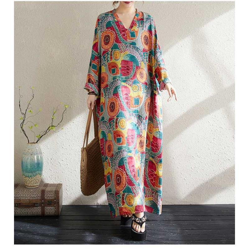 New V-neck Loose Plus Size Simple Vacation Style Long-sleeved Women's Long Dresses