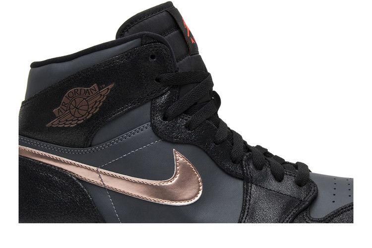Men's Sneakers Jordan 1 Retro Bronze Medal Black/Metallic Red Bronze-Dark Grey-White-Infrared 23