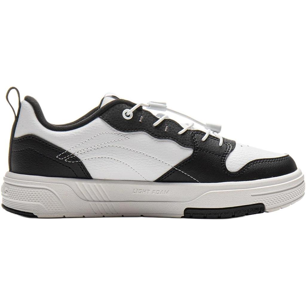Li Ning Kids Trail Running Lifestyle Series Comfortable Versatile Durable Rebound Low-Top Casual Shoes Kids sneaker Black White YKCV108-3