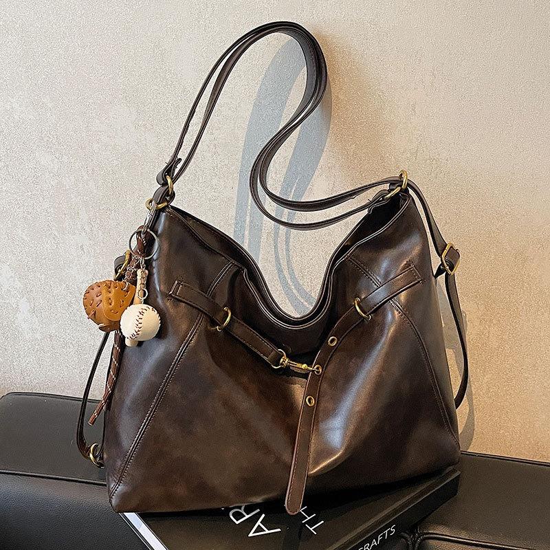 Maillard large-capacity messenger bag, new autumn casual versatile commuter women's single shoulder tote bag